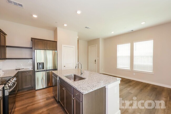 306 Northall Ct, Saginaw, TX 76179 - photo 6