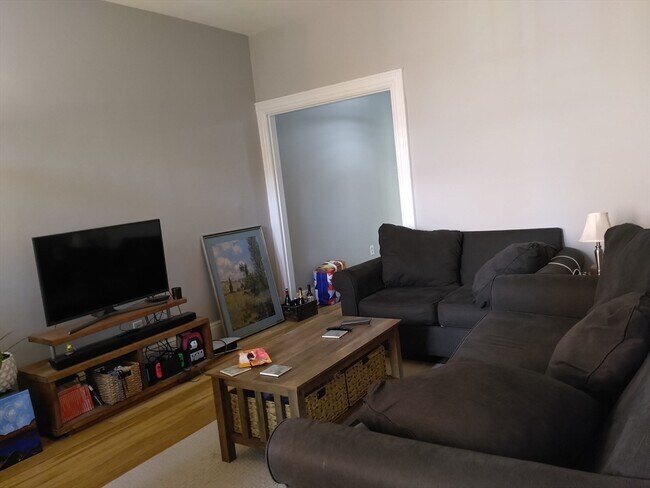 25 Mount Hood Rd unit 12, Brighton, MA 02135 - photo 2