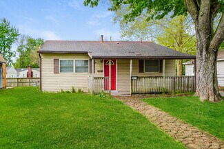 1261 Grovewood Dr, Columbus, OH 43207