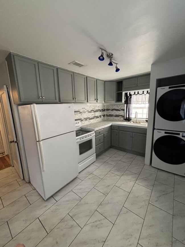 2710 Green St, Jacksonville, FL 32204 - photo 6