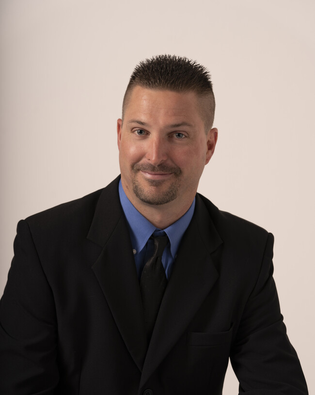 Agent Photo