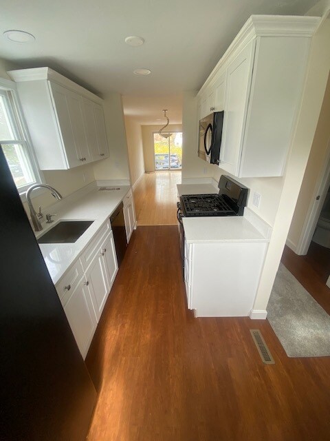 37 Colonel Bell Dr unit A3, Brockton, MA 02301 - photo 2