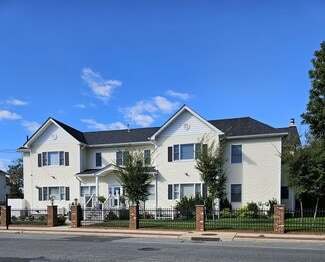 93 Hempstead Ave, Lynbrook, NY 11563