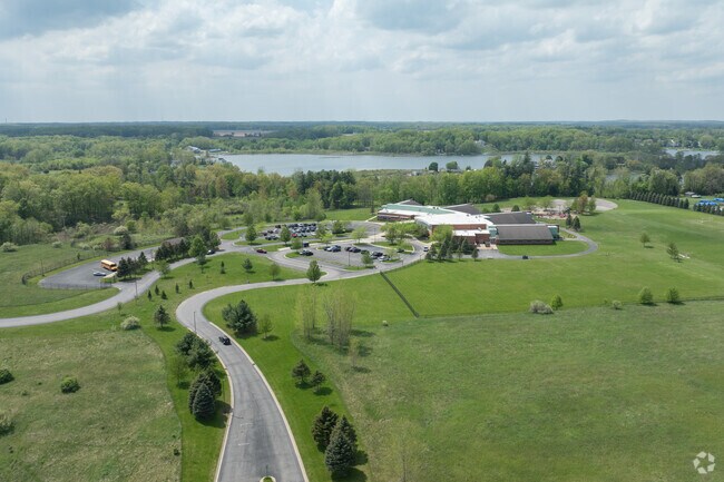 Murray Lake Elementary School in Lowell, MI.
