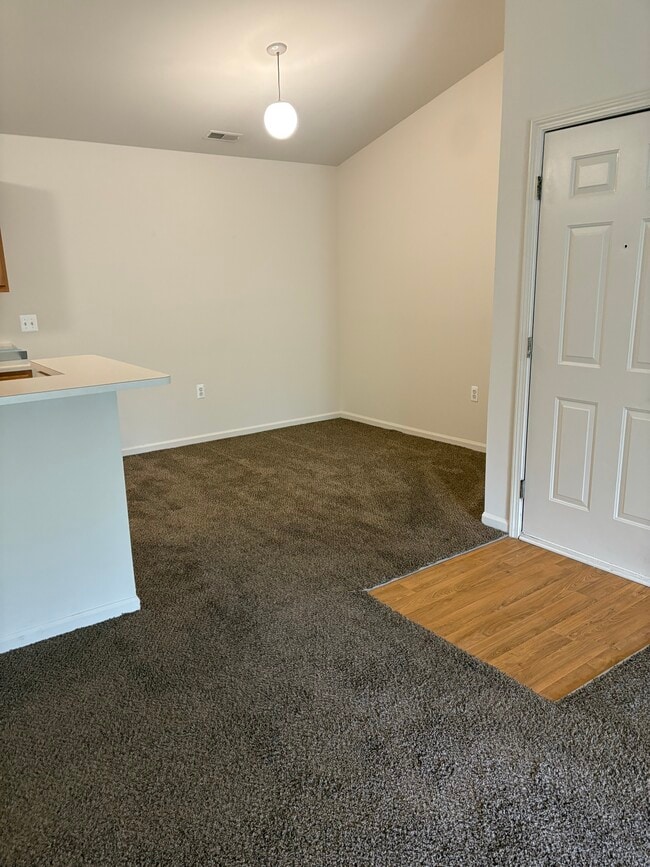 Whitmore Lake Apartments, Whitmore Lake, MI 48189 - photo 7