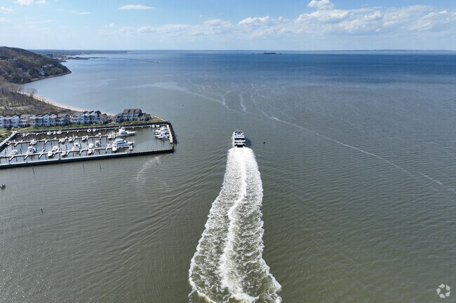 Commuter ferries leave from the Highlands taking an easy ride to Manhattan,