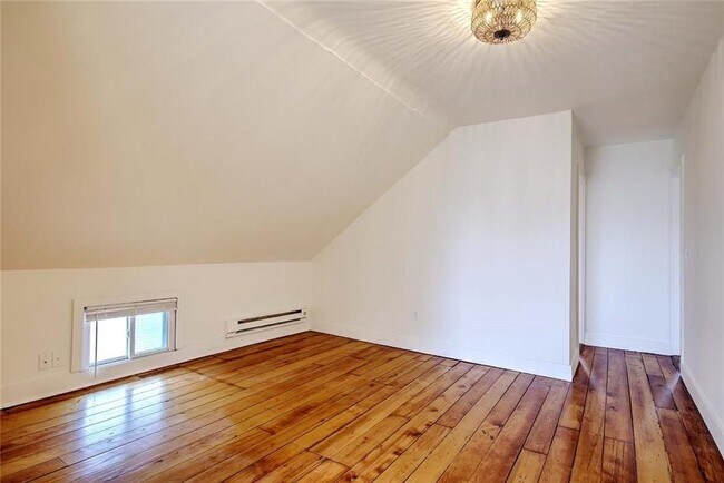 21 Brewster St, Pawtucket, RI 02860 - photo 6