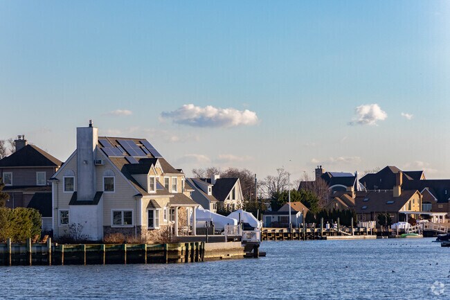 There are many luxury waterfront homes along the canals of East Massapequa.