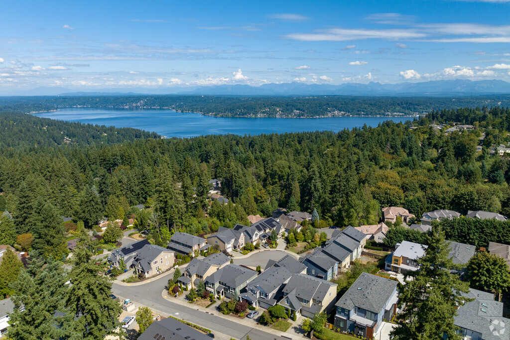 Overlook at Lakemont - 5305 Lakemont Blvd SE, Bellevue, WA | Homes.com