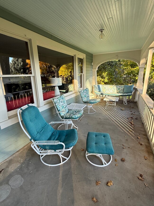 1373 Barker Rd, Hood River, OR 97031 - photo 2