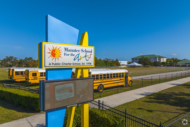 Manatee School For The Arts, Palmetto FL Rankings & Reviews - Homes.com