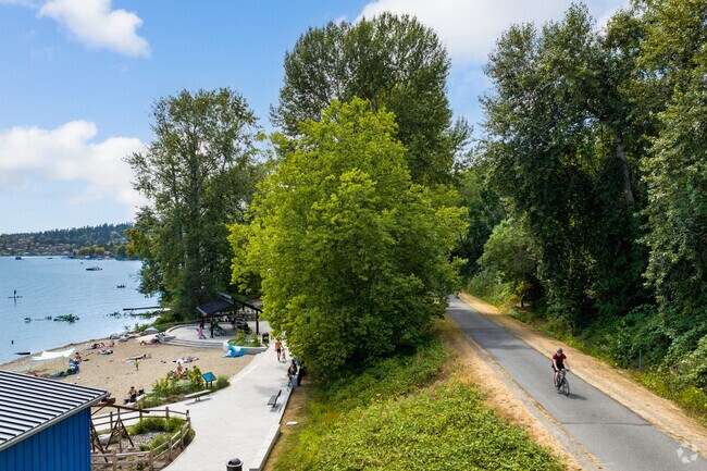 Cool off at Log Boom Park after biking Burke-Gilman Trail near Turtle Rock.
