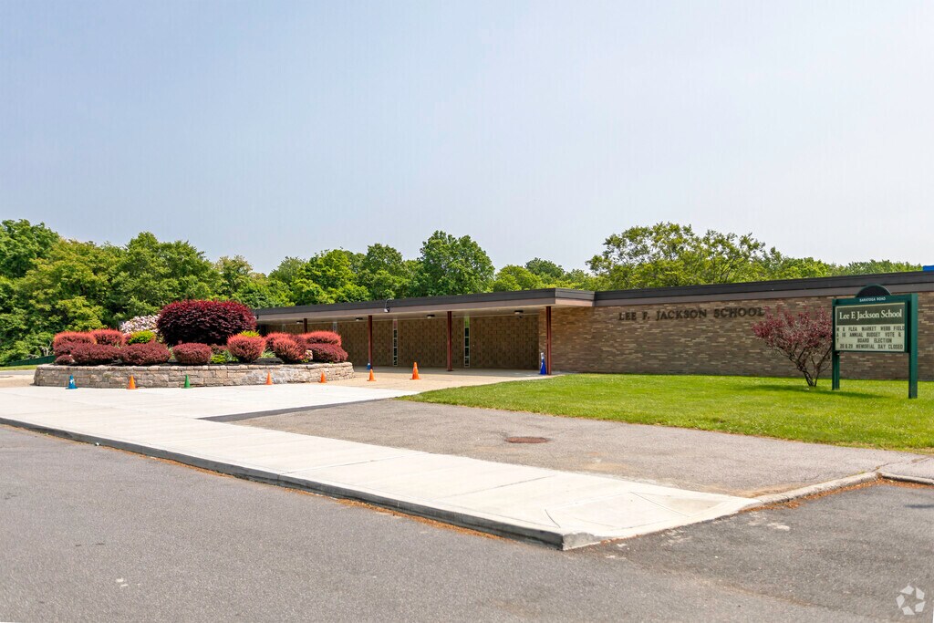 Hartsdale/Greenburgh: Lee F Jackson School: Together, teachers, students, and parents/guardians make a strong Lee F. Jackson family.