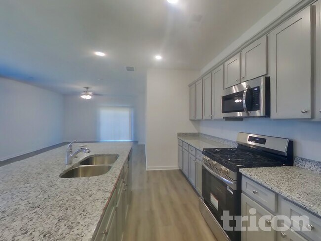 1940 Logan Ln, Conyers, GA 30094 - photo 5