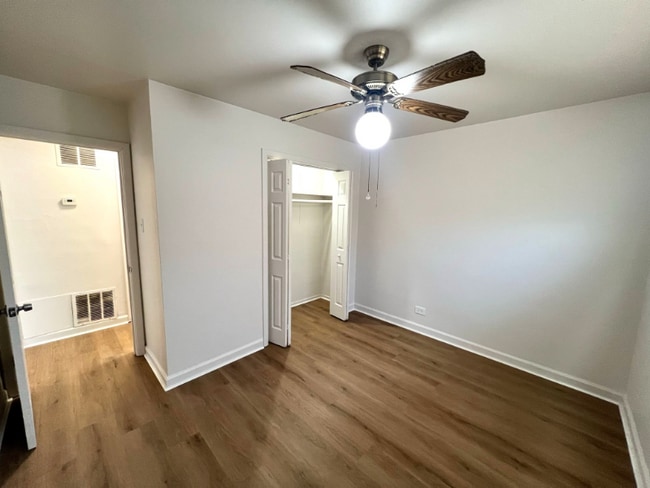 9136 S Anthony Ave, Chicago, IL 60617 - photo 3