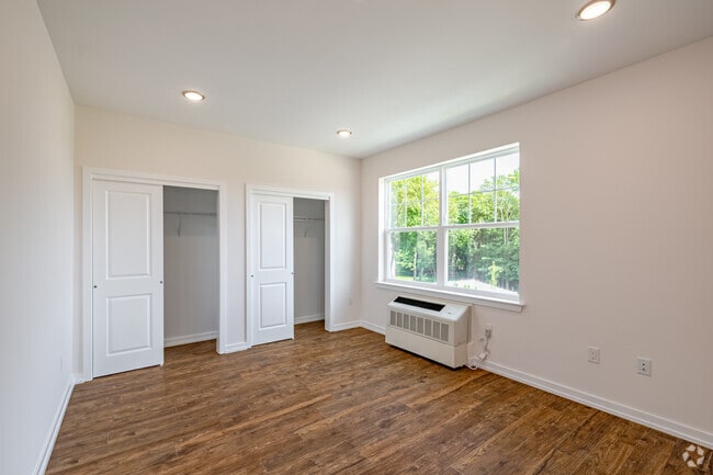 Spring Street Residences, Wallington, NJ 07057 - photo 6