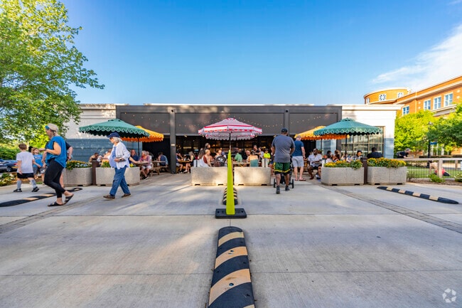 760 Craft Works Brewery is family friendly and popular with all the locals around Huntersville.