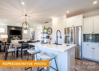 2006 Gibb Crossing, Monroe, NC 28110