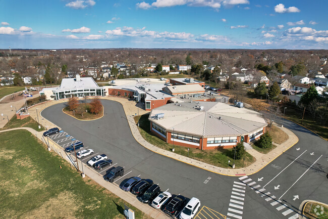 Loch Lomond Elementary School, Manassas VA Rankings & Reviews - Homes.com