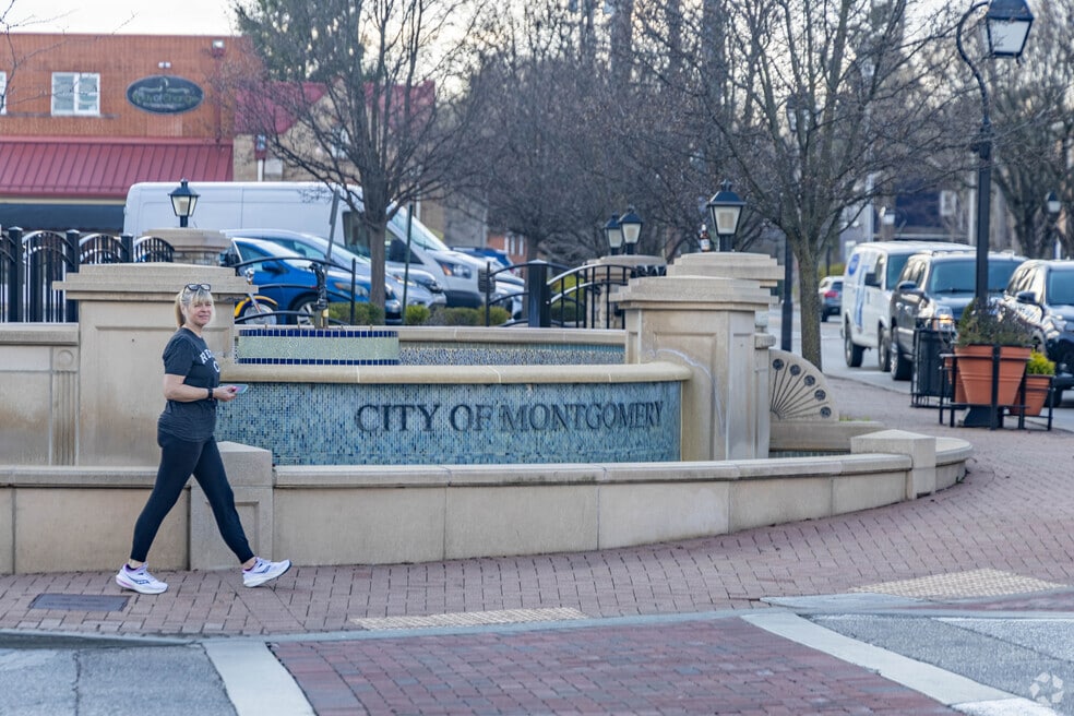 Neighborhood_Montgomery_V1_120723