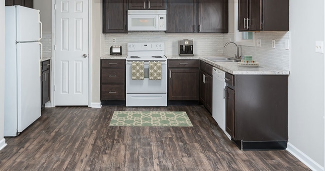 The Pines, Lexington, KY 40509 - photo 6