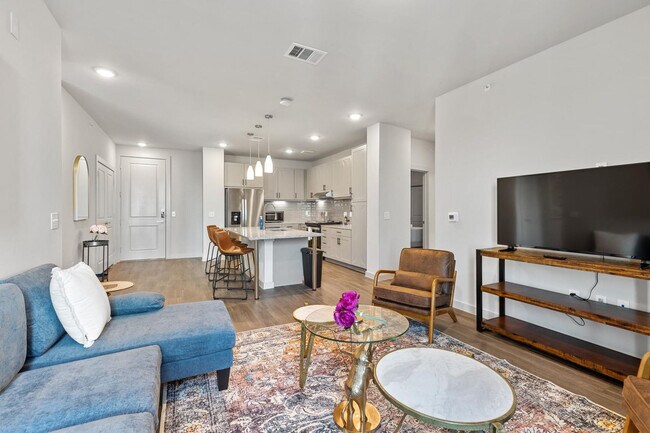 5820 1/2 Cameron Rd unit FL4-ID1303394P, Austin, TX 78723 - photo 5