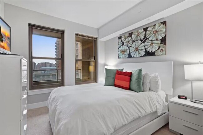 520 12th St S unit ID1058718P, Arlington, VA 22202 - photo 4