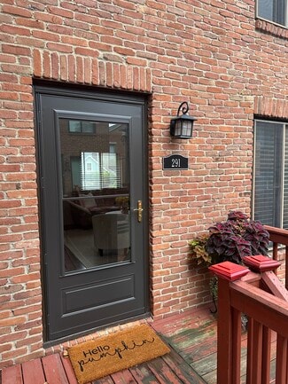 291 Lear St Unit 291, Columbus, OH 43206