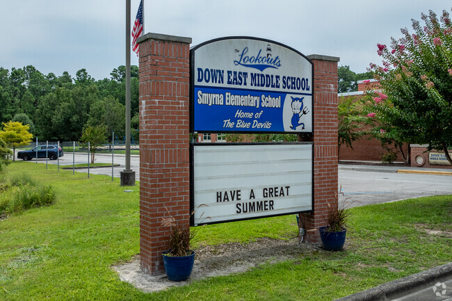 The Smyrna Elementary School sign in Smyrna, NC.