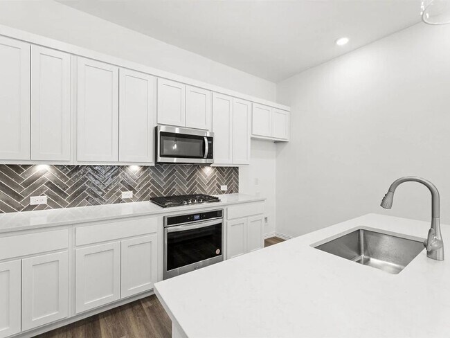 4300 Henderson Ave unit 36469872, North Richland Hills, TX 76180 - photo 7