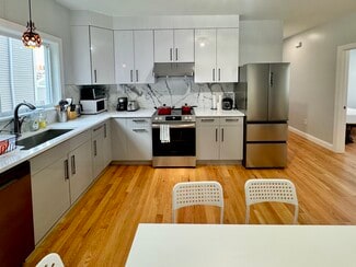 188 Hillside St Unit 2F, Boston, MA 02120
