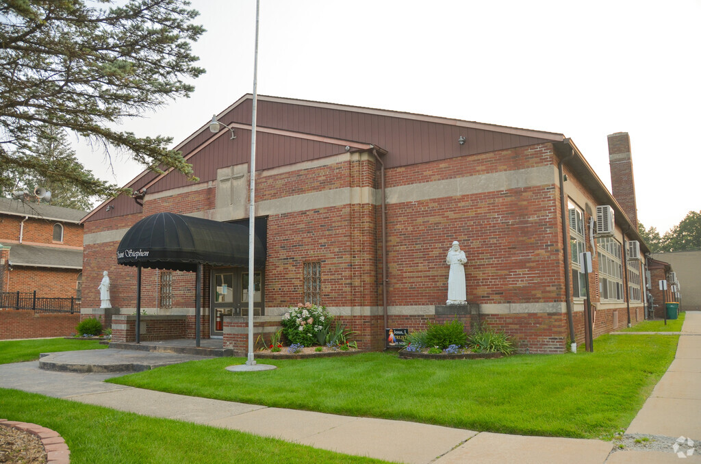 St Stephen Elementary School building in Romulus.