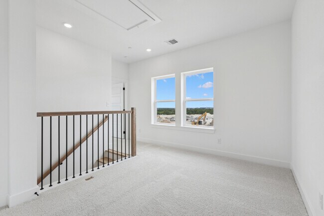 822 Nadal Path, Round Rock, TX 78664 - photo 5