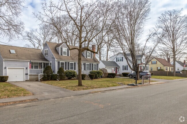 Braintree Highlands offers a variety of different styles of architecture.