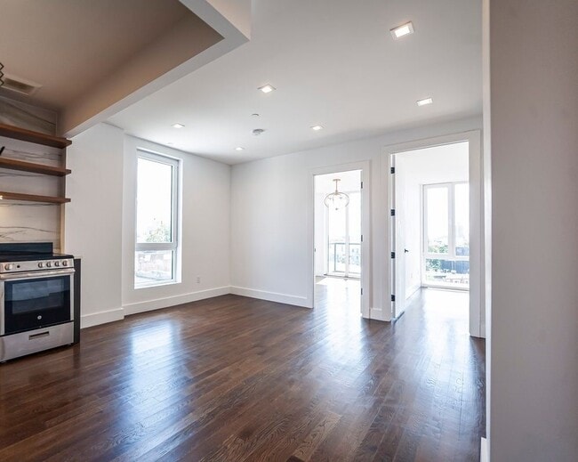 988 Halsey St unit 2, Brooklyn, NY 11207 - photo 3