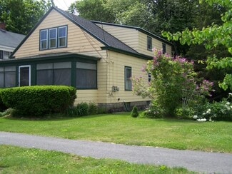 80 6th St Unit B, Dover, NH 03820