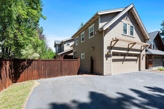 1313 NW Fort Clatsop St Unit 2, Bend, OR 97703