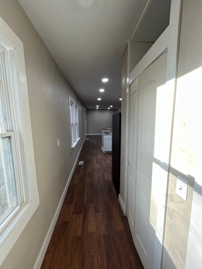 810 E 8th St unit 1, Muscatine, IA 52761 - photo 7