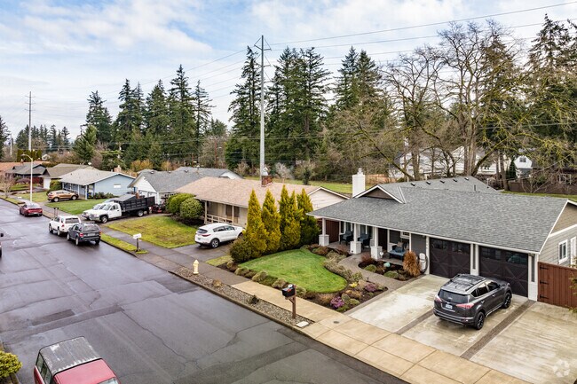 Ranch-style homes are a common sight throughout Rockwood’s neighborhood.