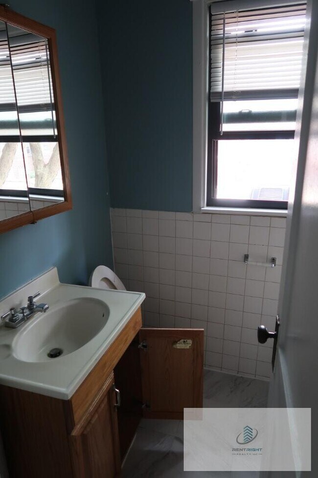 2617 W Gunnison St unit 2625-3X, Chicago, IL 60625 - photo 7