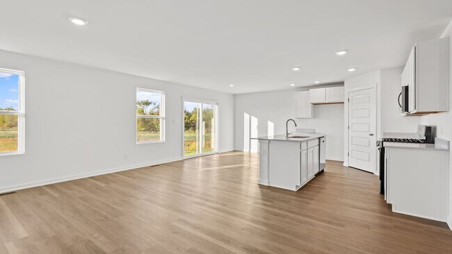 439 Fry St, Hebron, IN 46341 - photo 7