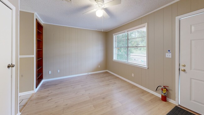 2605 Talbert St unit A&B, Pensacola, FL 32507 - photo 2