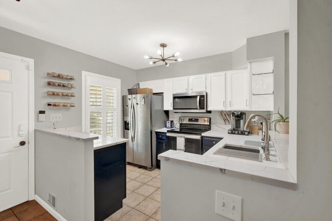 6346 Chimney Wood Ct unit ID1352700P, Alexandria, VA 22306 - photo 4