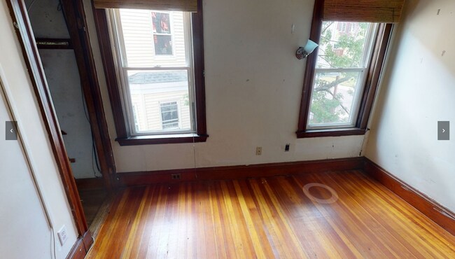 24 Dearborn Rd unit 4-bed 1-bath 1, Somerville, MA 02144 - photo 7