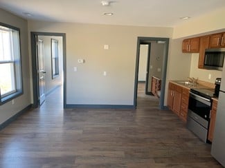 324 Scotts Run Rd Unit 101, Maidsville, WV 26541