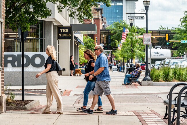 Downtown Fargo is a quick drive Bennett, offering easy access to urban amenities.