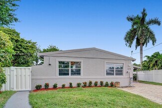 1179 Hayes St, Hollywood, FL 33019
