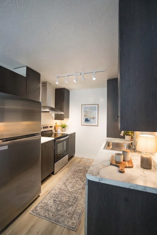 3016 W Roxbury St unit B, Springfield, MO 65807 - photo 4