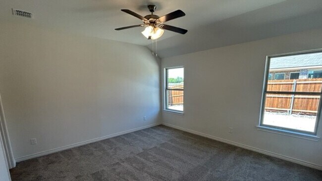 1331 Taggart St, Royse City, TX 75189 - photo 5
