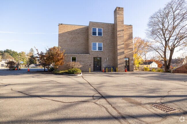 St. Monica's School located in town of Methuen, is a private catholic school serving grades K-8.